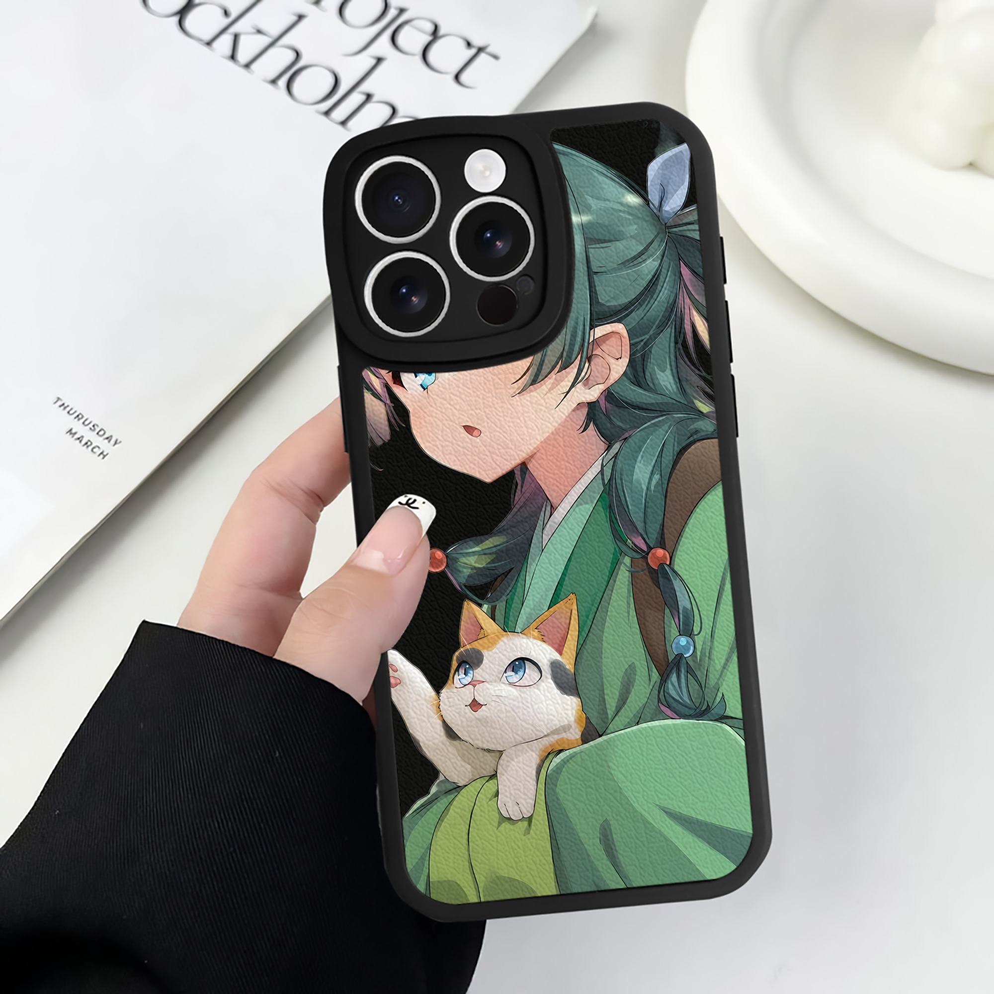 （画像用） 薬屋のひとりごと The Apothecary Diaries 【iPhone 16シリーズ対応】シリコンスマホケース（レザー調） 材質：シリコン